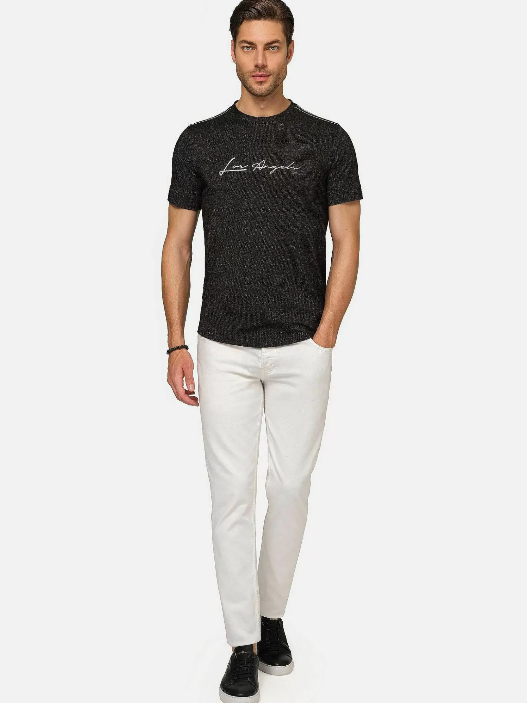 Hermosa Graphic Black T-Shirt