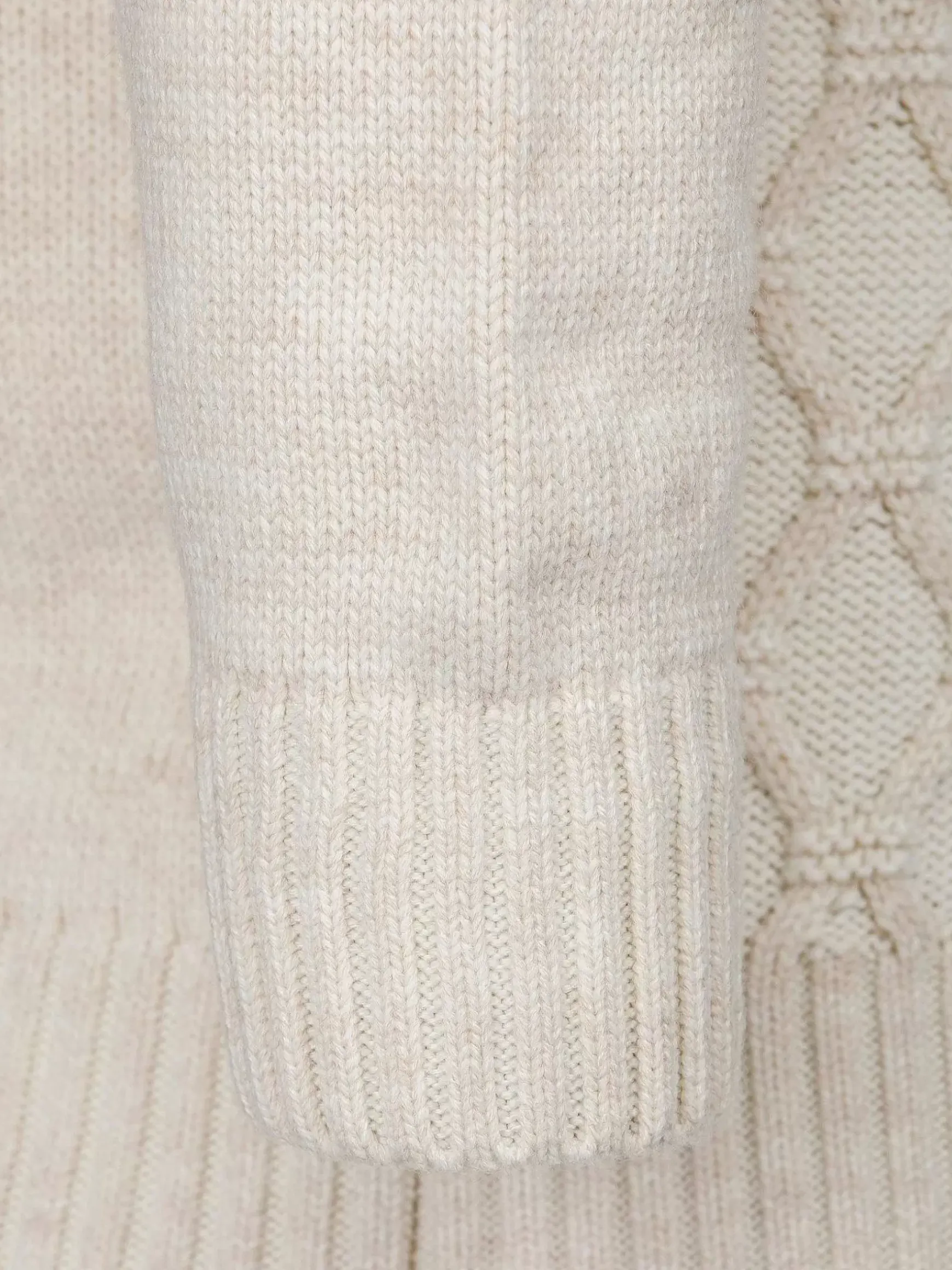 Minevre Pattern Beige Truien