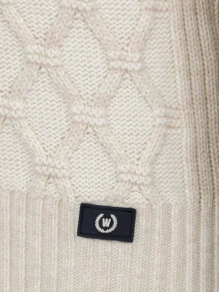 Minevre Pattern Beige Truien